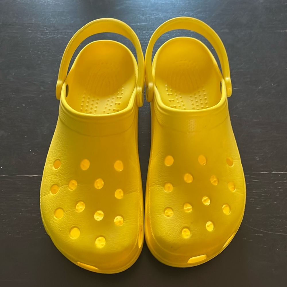 Yellow Crocs size 12. GUC.